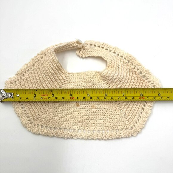Handmade Vtg Crochet Baby or Doll Bib w/Delicate Scalloped Edges Creamy Beige - Picture 3 of 10